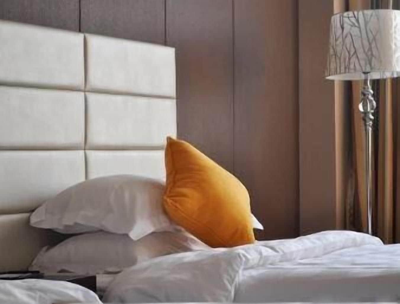 Ramada Linyi North Hotell Exteriör bild